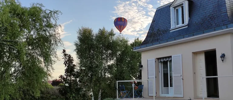 Vol en montgolfière au-dessus du Cher près de Chenonceau - Chambre d'hôtes l'Orée des Vignes à Saint-Georges sur Cher